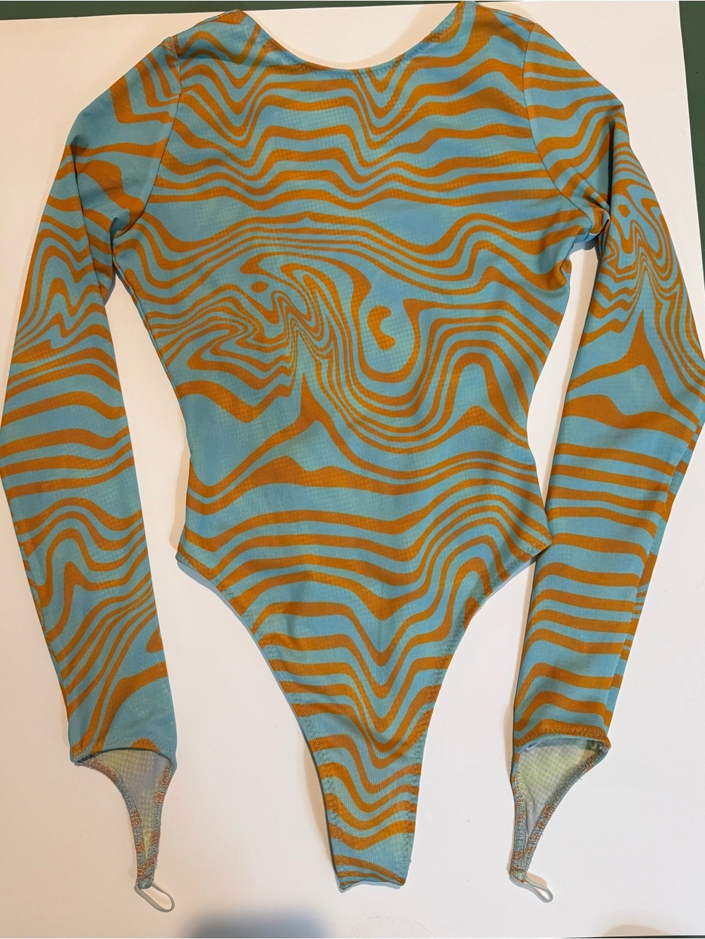 Maisie Wilen Women’s Long Sleeve Bodysuit‎ in Teal and Mustard Wave Print